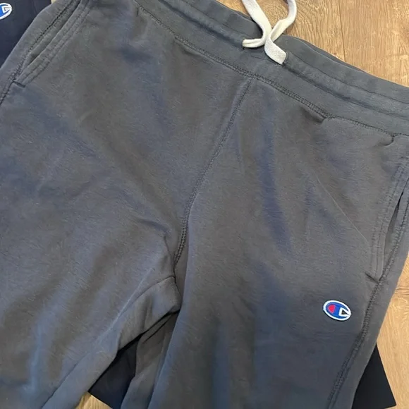 2 Pair Champion joggers. - Picture 2 of 7